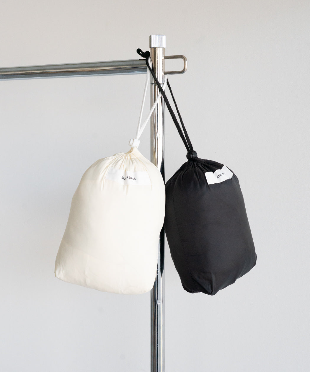 REVERSIBLE DAWN VEST