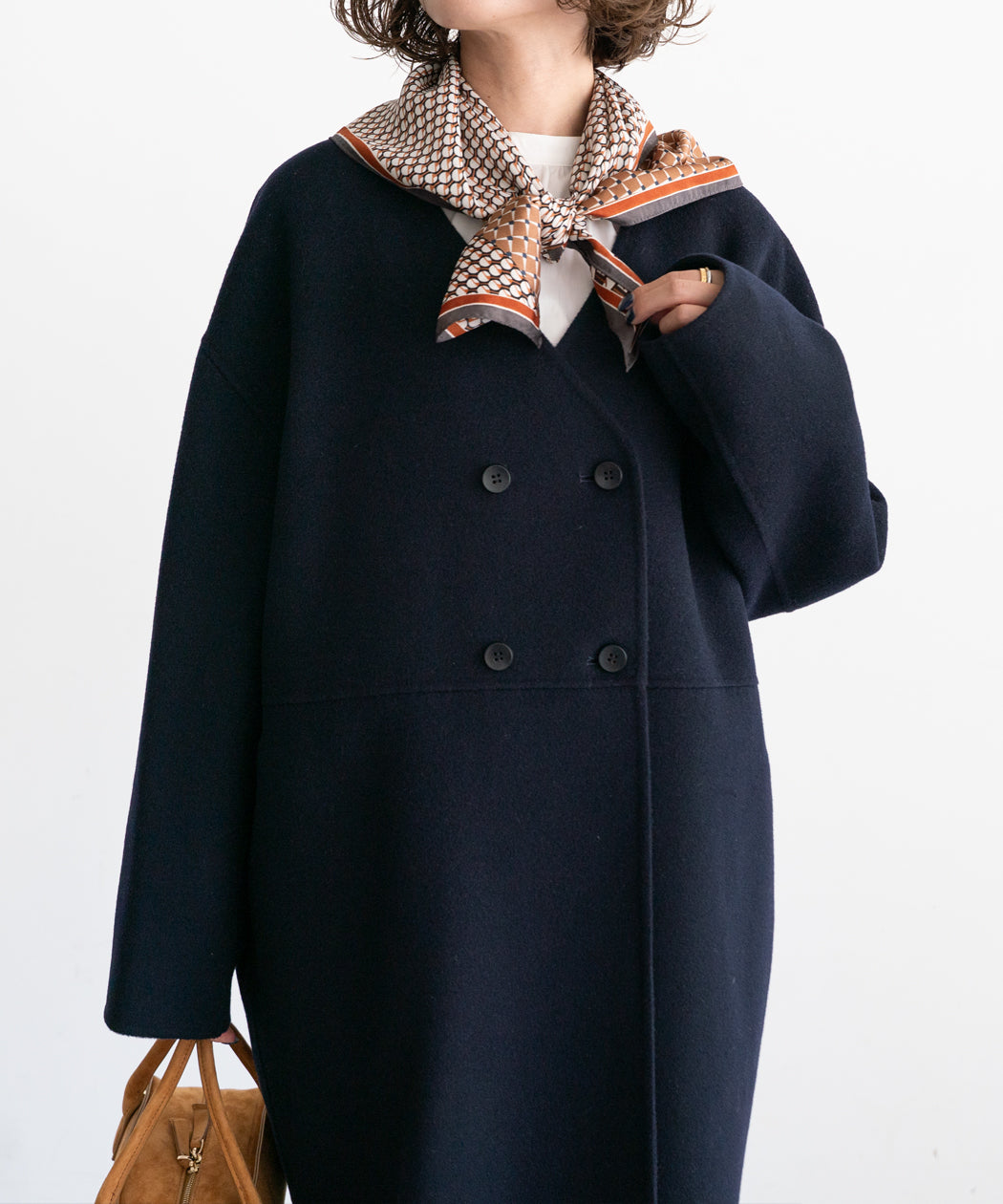 WOOL NO-COLLAR COAT