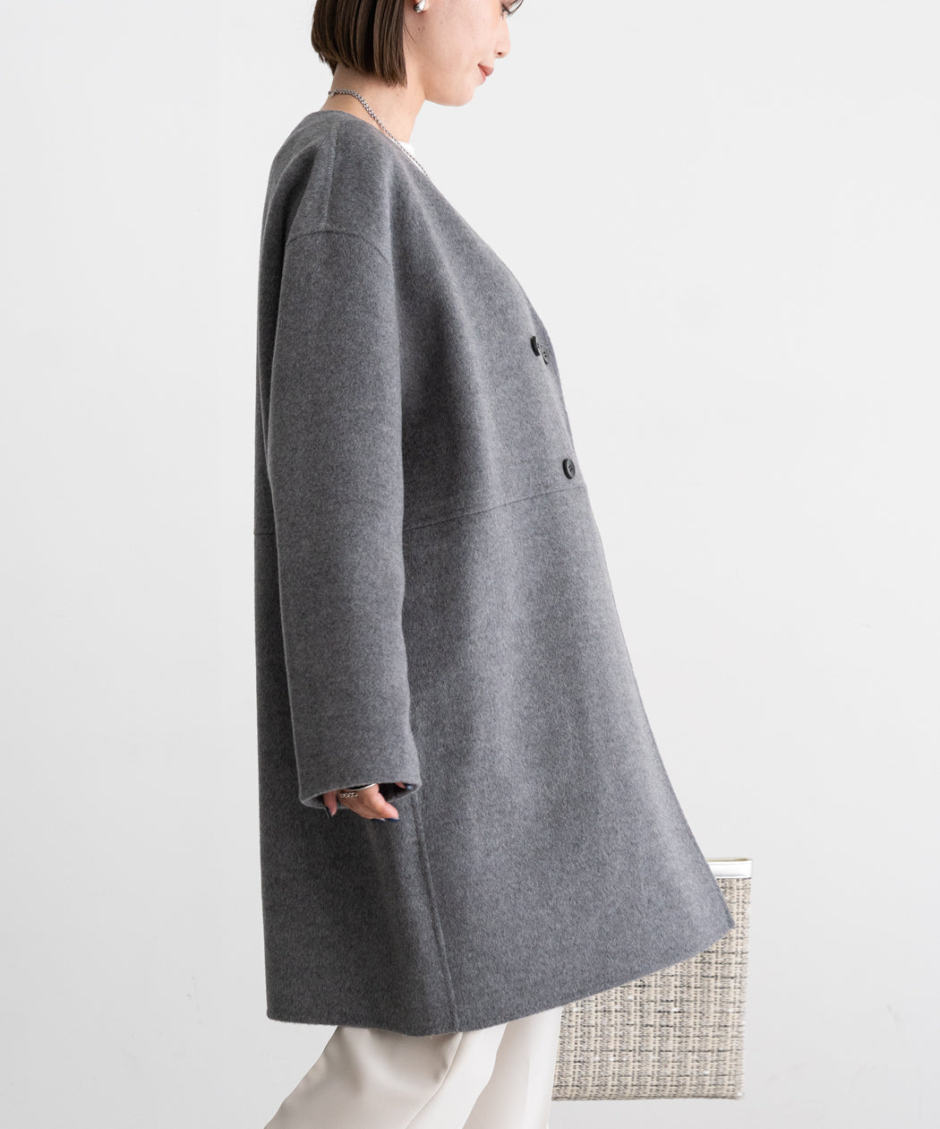 WOOL NO-COLLAR COAT