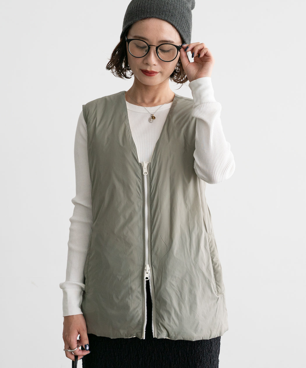 REVERSIBLE DAWN VEST