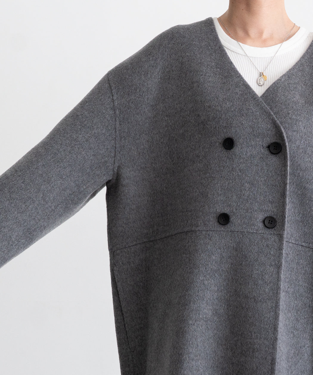 WOOL NO-COLLAR COAT