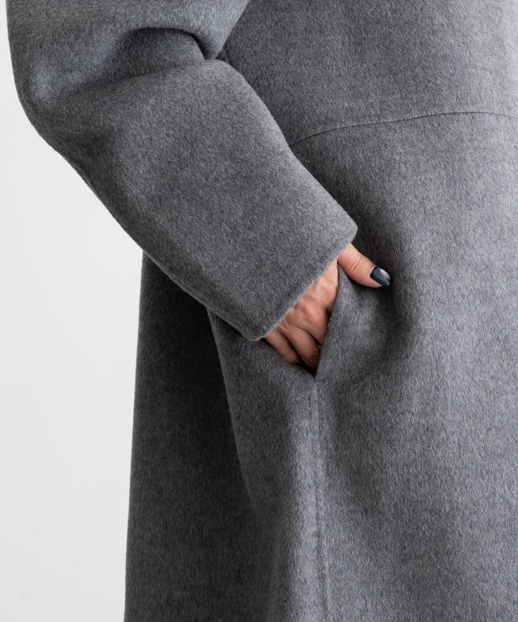 WOOL NO-COLLAR COAT