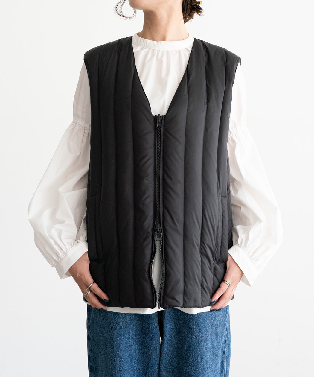 REVERSIBLE DAWN VEST