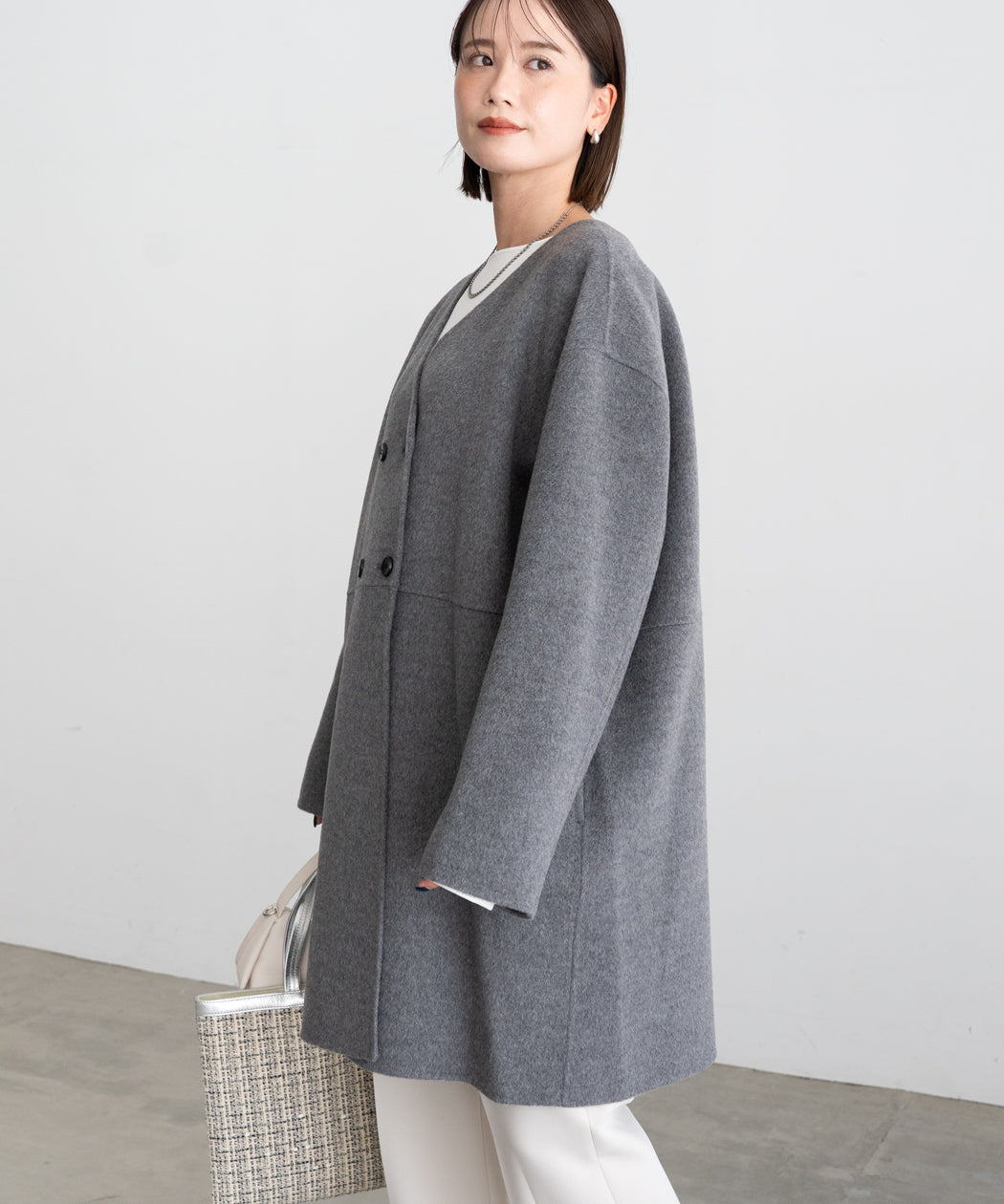 WOOL NO-COLLAR COAT