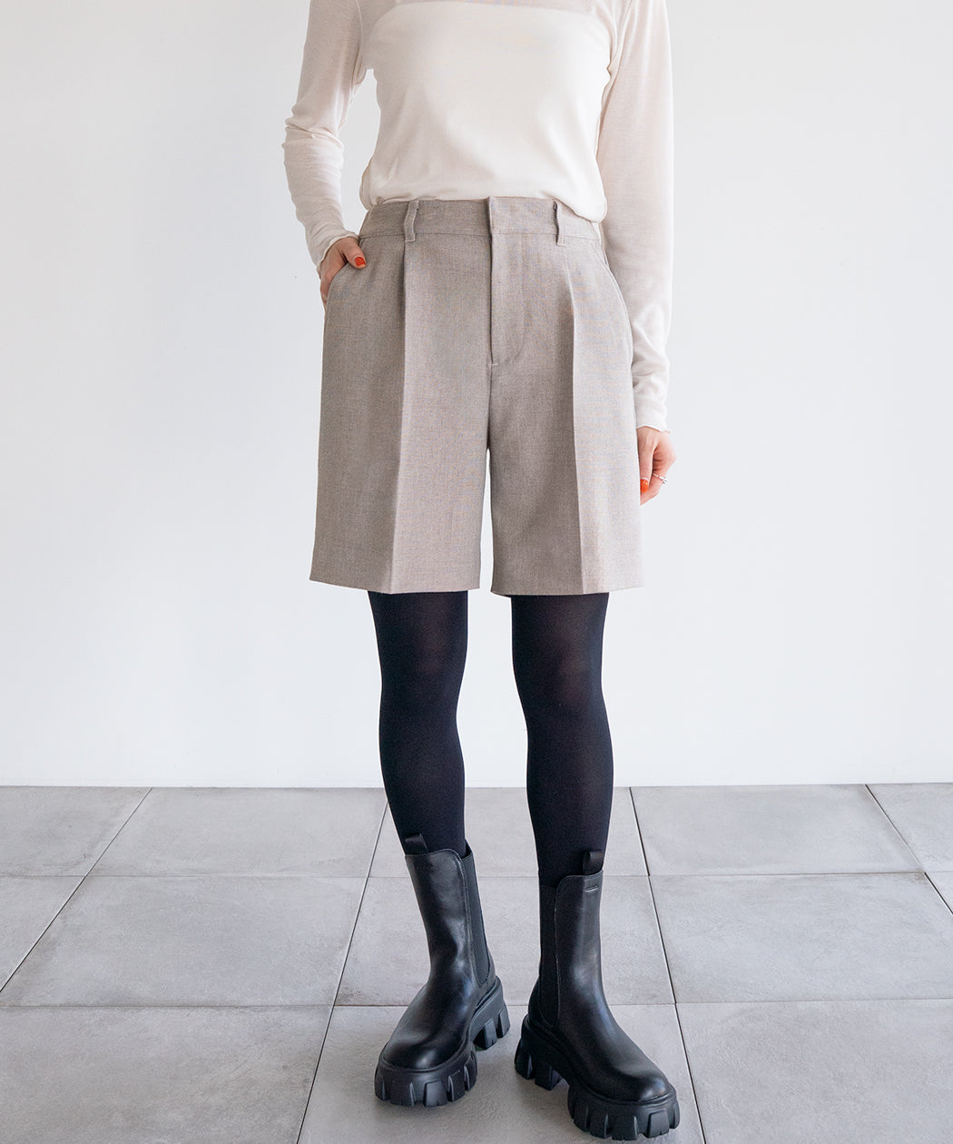 SHORT PANTS