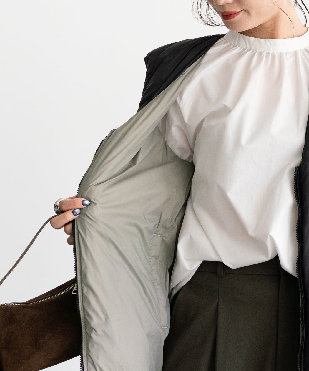 REVERSIBLE DAWN VEST