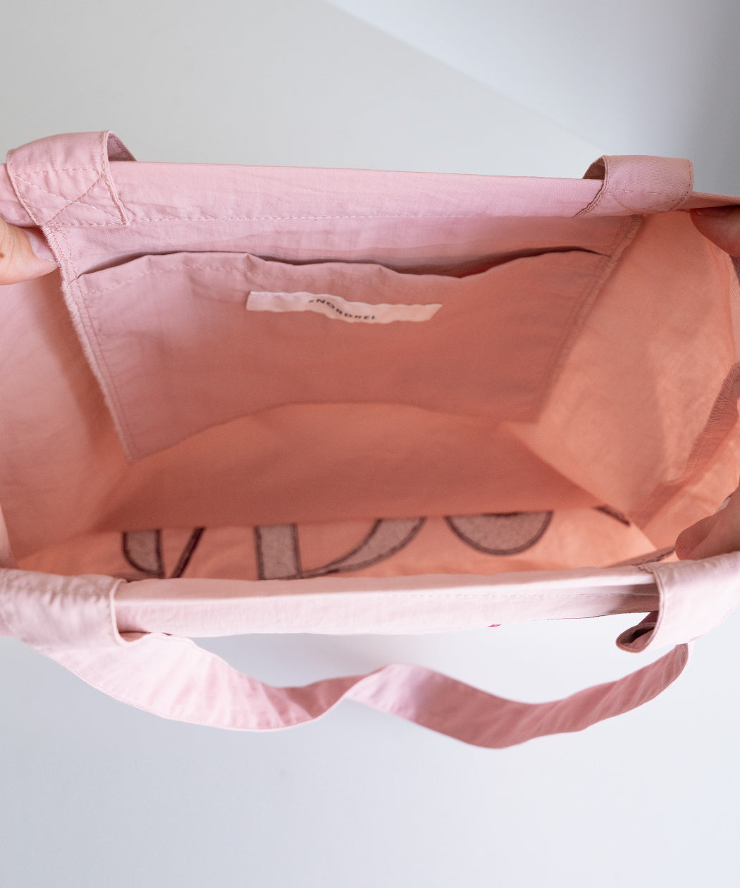 EMBROIDERED NYLON TOTE